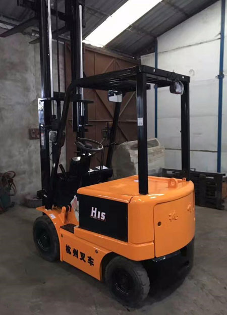 純電(dian)動叉車案例(li)